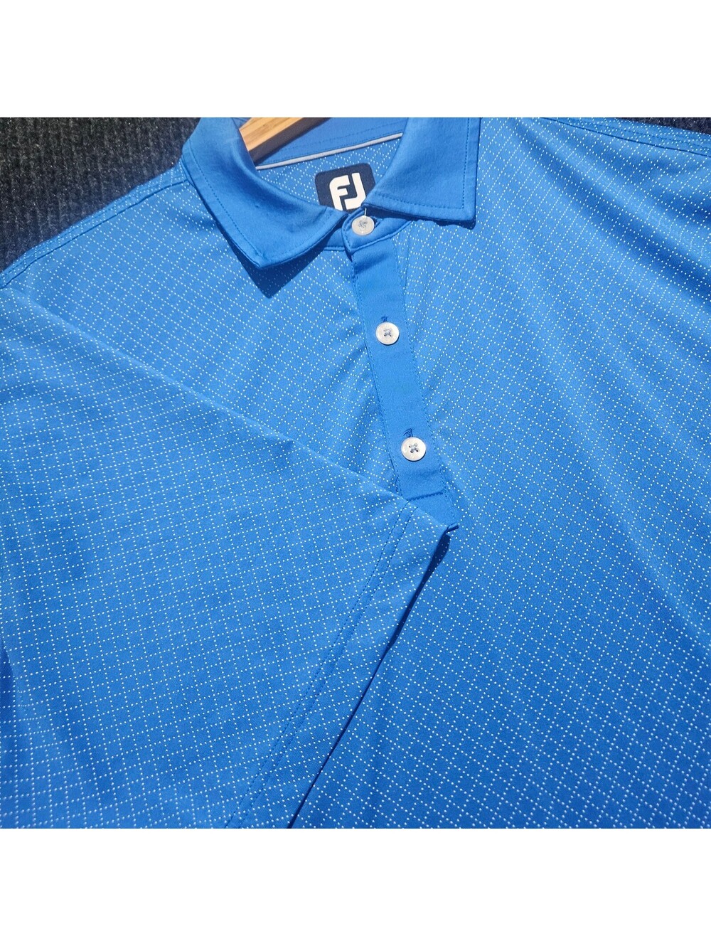FootJoy Men's Short Sleeve Golf Polo Shirt Size M Blue diamond dot print